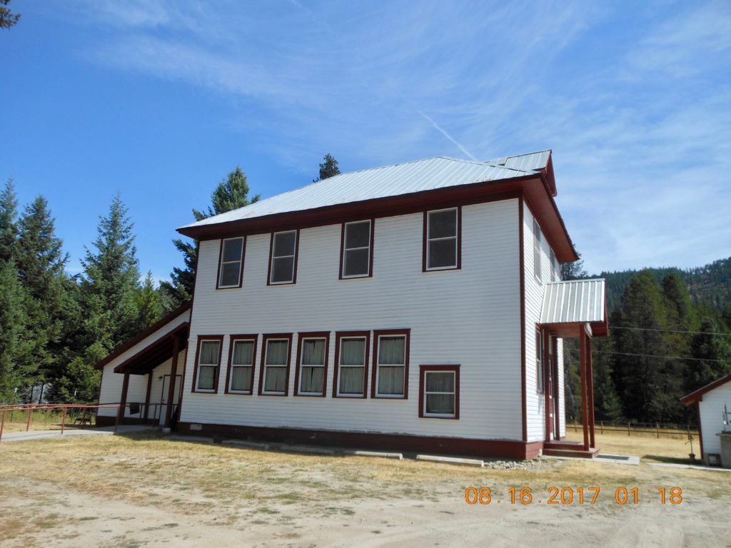 Serving as a great example of how preserved schoolhouses can give back to the community, the DeBorgia School on the border of Idaho and Montana acts as a local library.